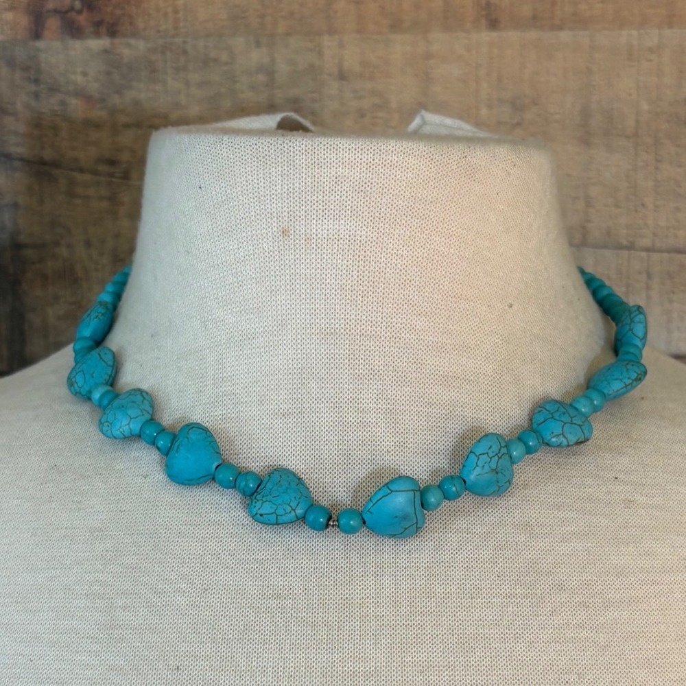 Faux Turquoise Heart Beaded Necklace Blue Southwestern Style 18 Inch